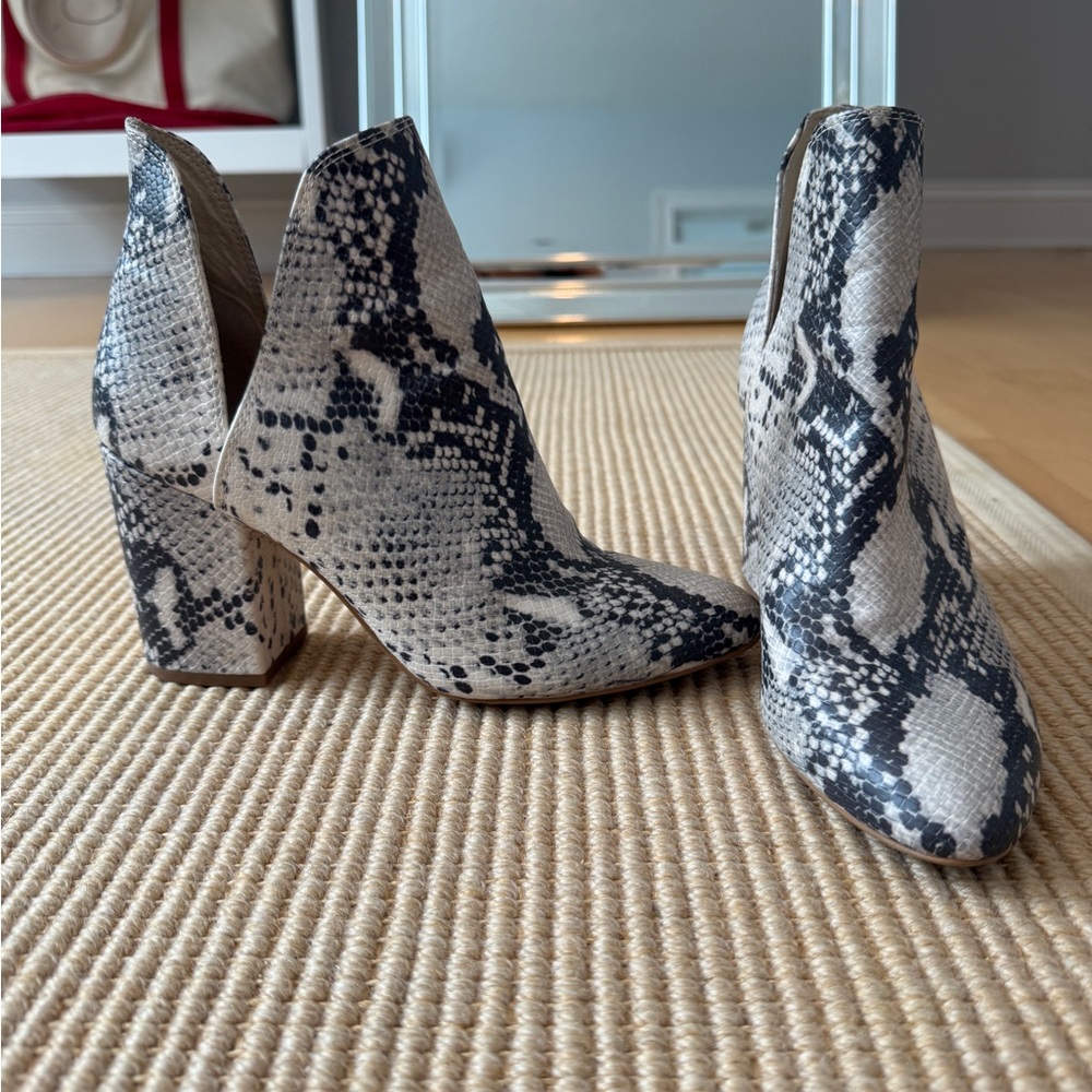 Steve Madden Black and White Heeled Boots with Snakeskin Print